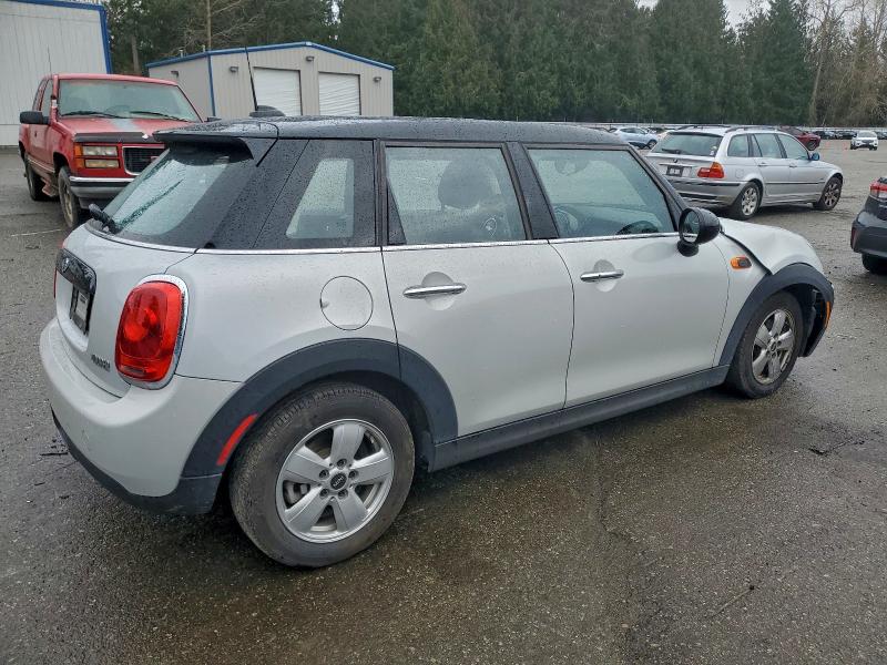 Photo 3 from auction – 2016 MINI COOPER with VIN WMWXU1C57G2E16772