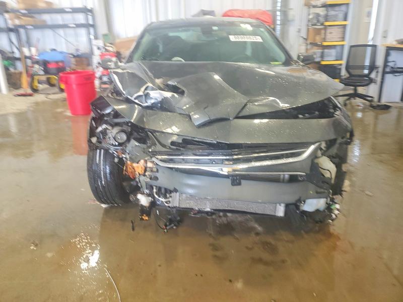 Photo 5 from auction – 2017 CHEVROLET MALIBU LT with VIN 1G1ZE5ST4HF136338