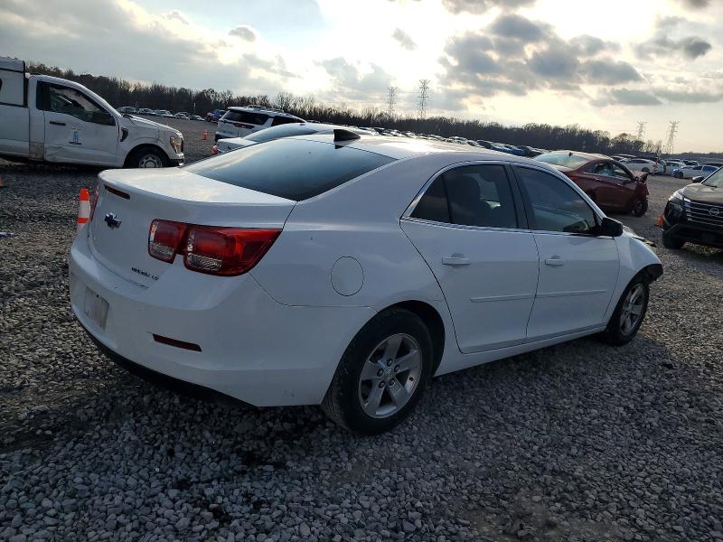 Photo 3 from auction – 2015 CHEVROLET MALIBU LS with VIN 1G11A5SLXFF111868