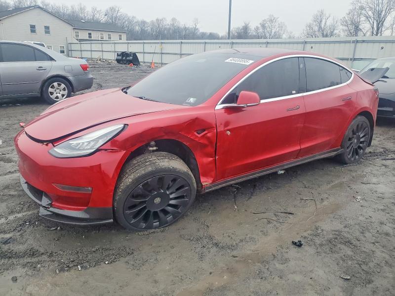 TESLA MODEL 3 2018 with VIN 5YJ3E1EB7JF135171 - Photo from auction