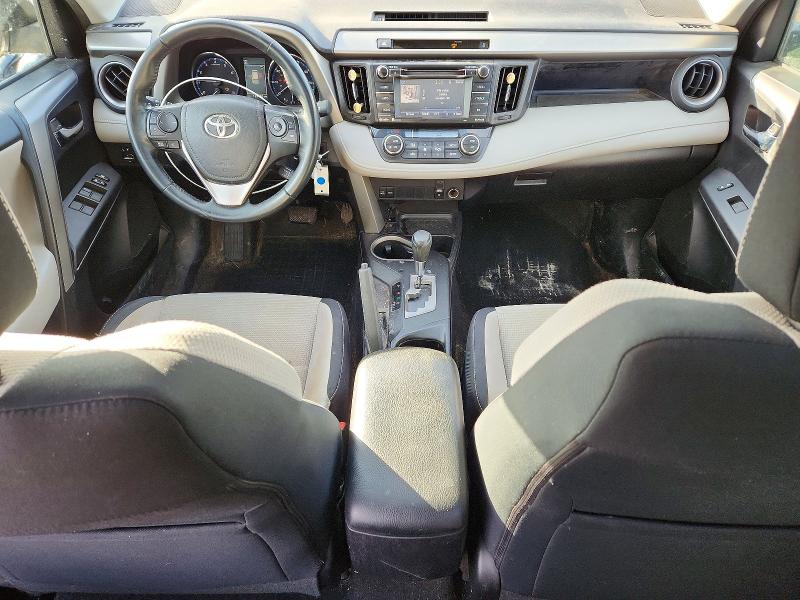 Photo 8 from auction – 2016 TOYOTA RAV4 XLE with VIN 2T3RFREV8GW521634