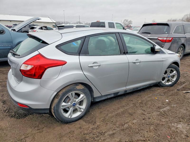 Photo 3 from auction – 2013 FORD FOCUS SE with VIN 1FADP3K28DL183915