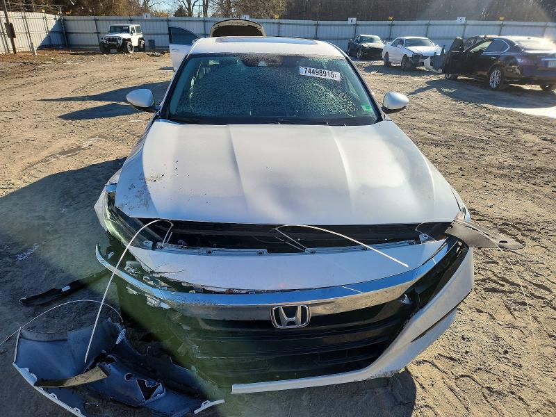 Photo 5 from auction – 2018 HONDA ACCORD HYB with VIN 1HGCV3F57JA005034
