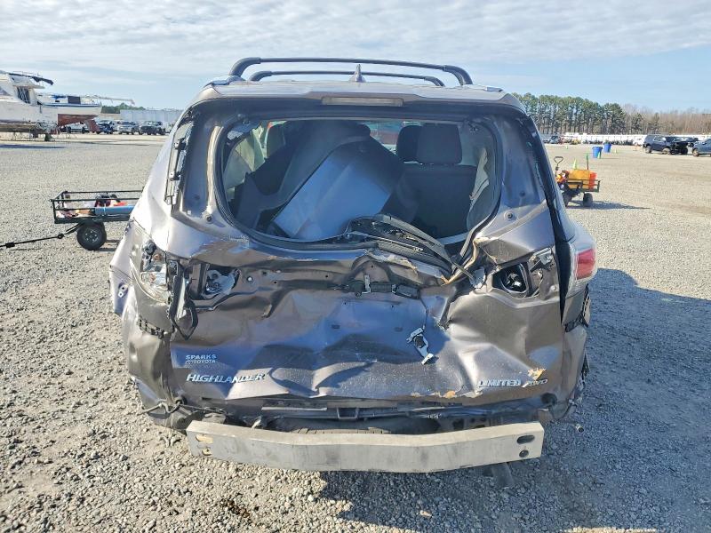 Photo 6 from auction – 2014 TOYOTA HIGHLANDER with VIN 5TDDKRFH9ES054950