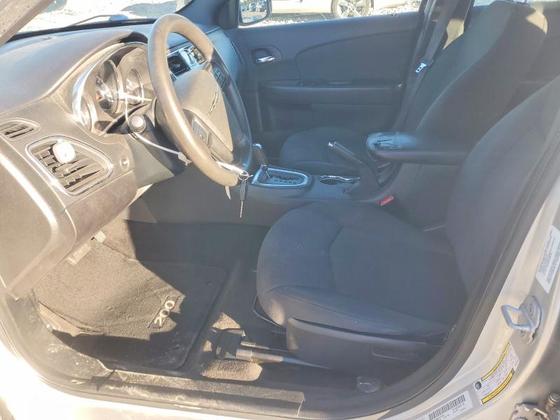 Photo 7 from auction – 2012 CHRYSLER 200 LX with VIN 1C3CCBAB2CN223250