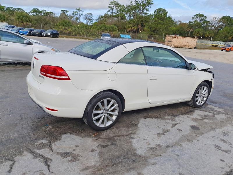 Photo 3 from auction – 2013 VOLKSWAGEN EOS KOMFOR with VIN WVWBW8AH6DV007411