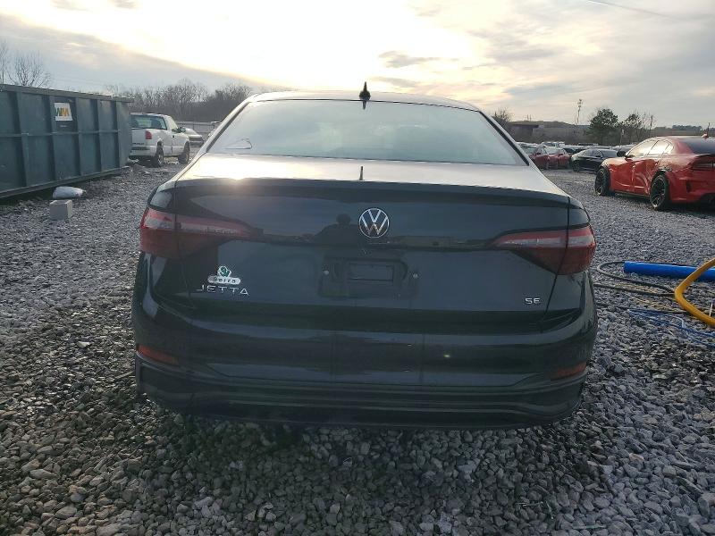 Photo 6 from auction – 2023 VOLKSWAGEN JETTA with VIN 3VW7M7BU8PM038981