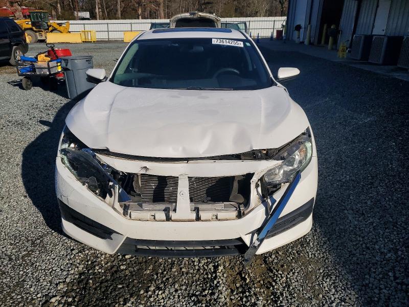 Photo 5 from auction – 2018 HONDA CIVIC with VIN 19XFC2F77JE038643