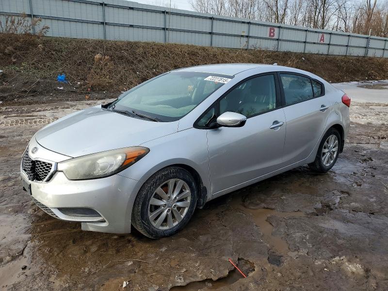 KIA FORTE 2015 with VIN KNAFX4A69F5305358 - Photo from auction