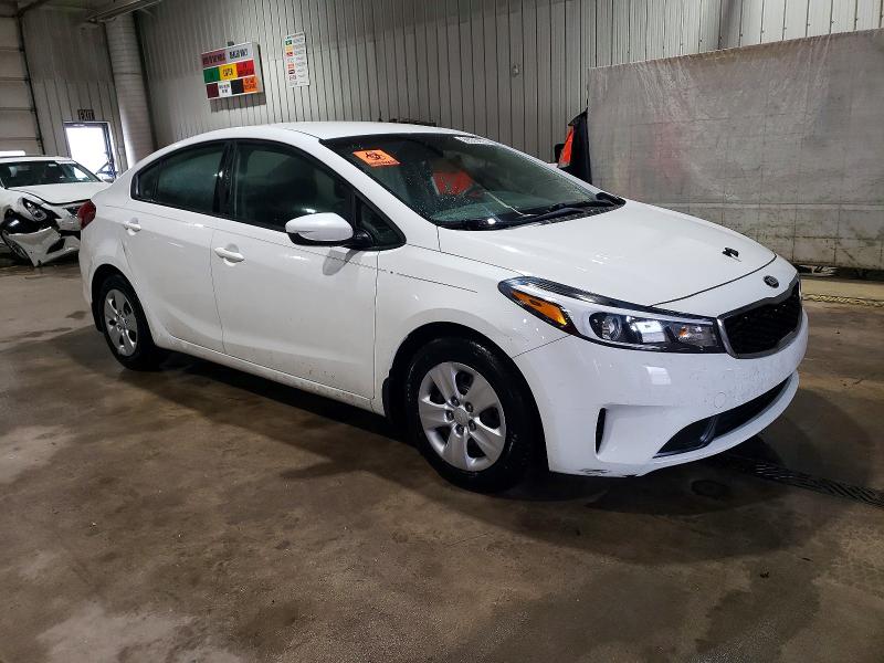 Photo 4 from auction – 2018 KIA FORTE LX with VIN 3KPFK4A79JE245475