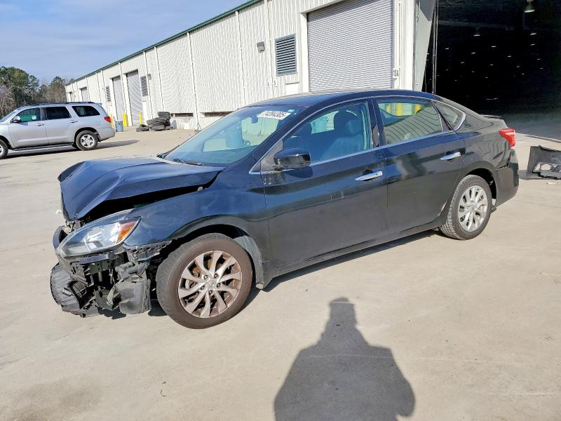 NISSAN SENTRA 2018 with VIN 3N1AB7AP2JL635456 - Photo from auction