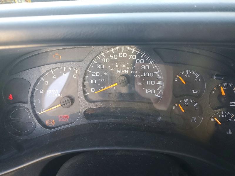 Photo 9 from auction – 2005 CHEVROLET SILVERADO with VIN 1GCEC19V05E281308