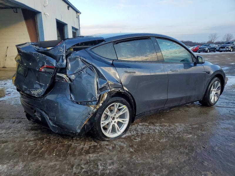 Photo 3 from auction – 2023 TESLA MODEL Y with VIN 7SAYGDEE1PF835291