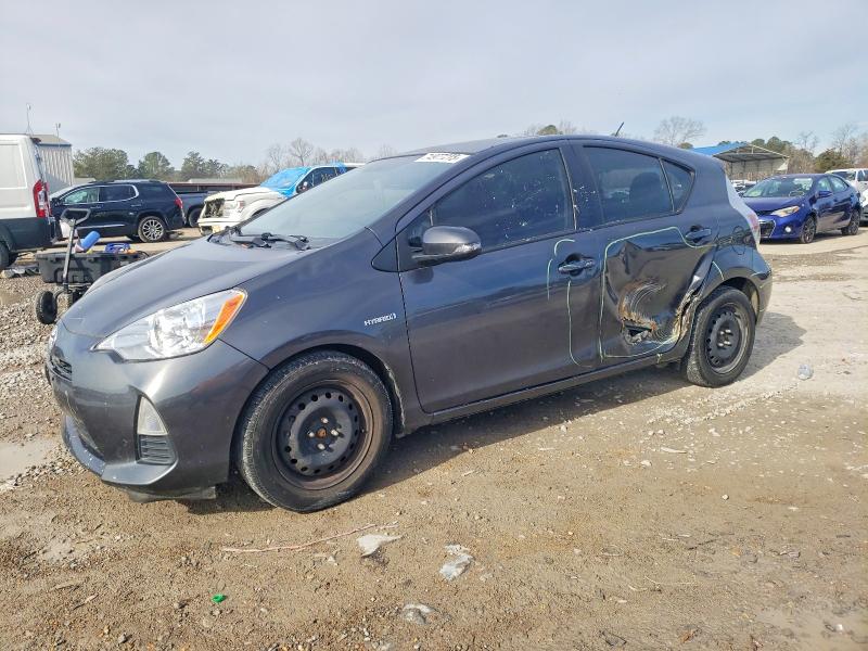 Photo 1 from auction – 2012 TOYOTA PRIUS C with VIN JTDKDTB32C1002322