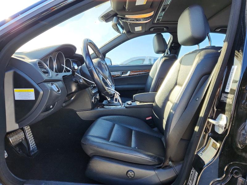Photo 7 from auction – 2014 MERCEDES-BENZ C 250 with VIN WDDGF4HB2ER301730