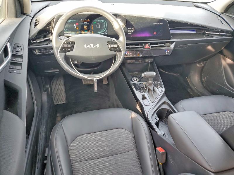 Photo 8 from auction – 2025 KIA NIRO with VIN KNDCR3LE1S5217820
