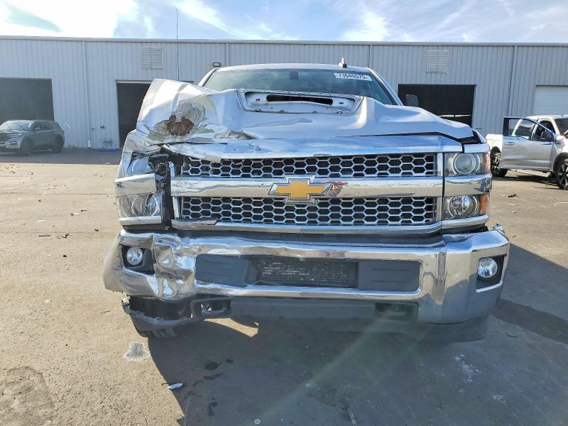 Photo 5 from auction – 2019 CHEVROLET SILVERADO with VIN 1GC1KSEY7KF264258