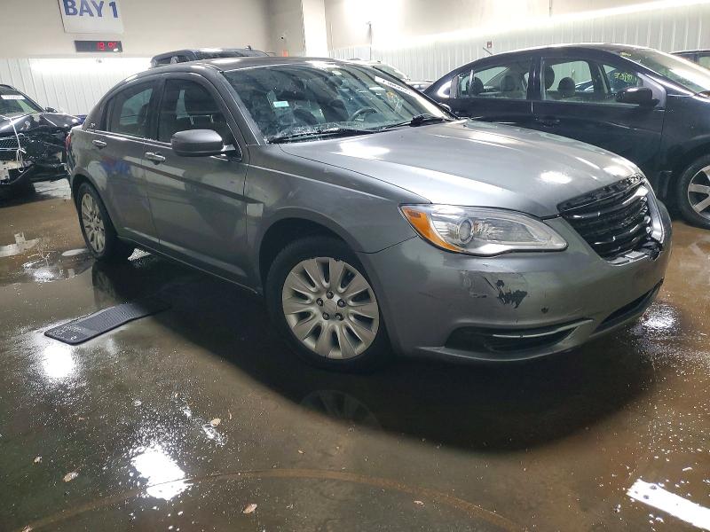 Photo 4 from auction – 2012 CHRYSLER 200 LX with VIN 1C3CCBAB8CN168903