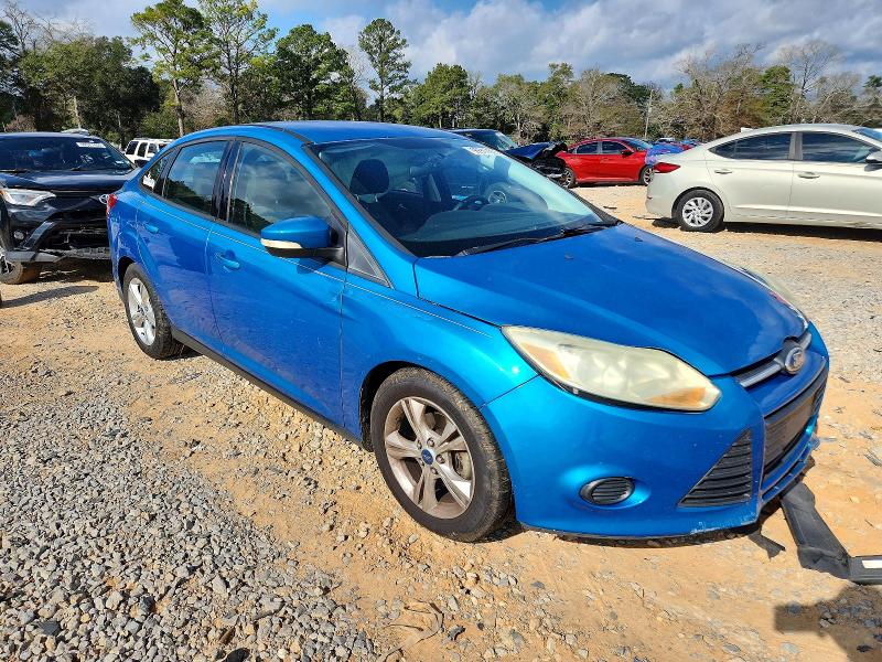 Photo 4 from auction – 2014 FORD FOCUS SE with VIN 1FADP3F22EL135659