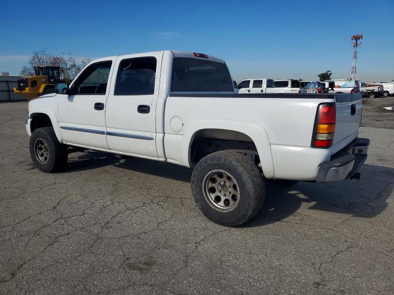 Photo 2 from auction – 2005 GMC NEW SIERRA with VIN 2GTEK13T551295135