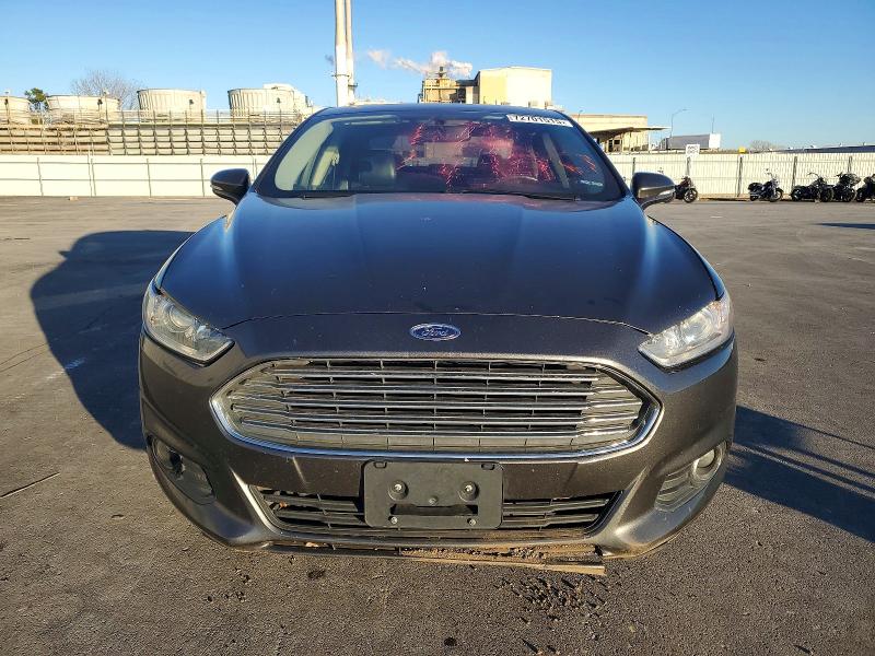 Photo 5 from auction – 2016 FORD FUSION with VIN 3FA6P0HD0GR242610