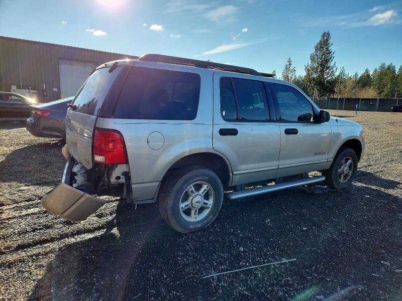 Photo 3 from auction – 2005 FORD EXPLORER X with VIN 1FMZU73K15UB27160