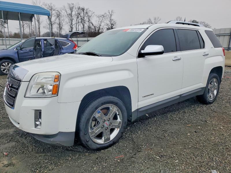 GMC TERRAIN 2013 with VIN 2GKFLWE38D6195208 - Photo from auction