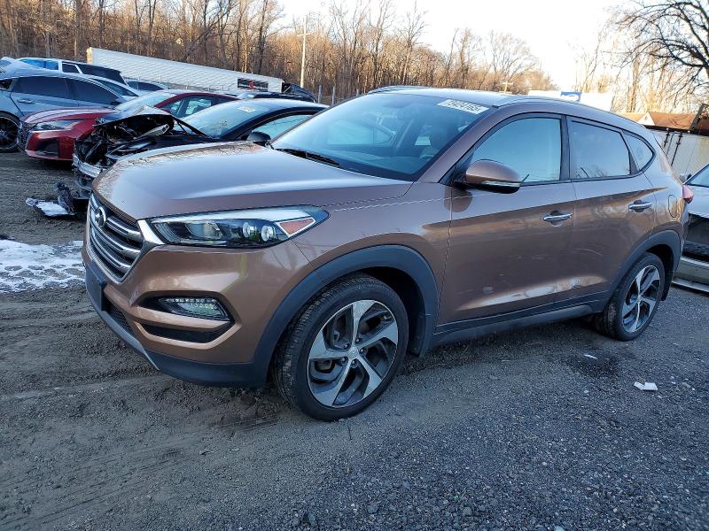 HYUNDAI TUCSON LIM 2016 with VIN KM8J3CA25GU051330 - Photo from auction