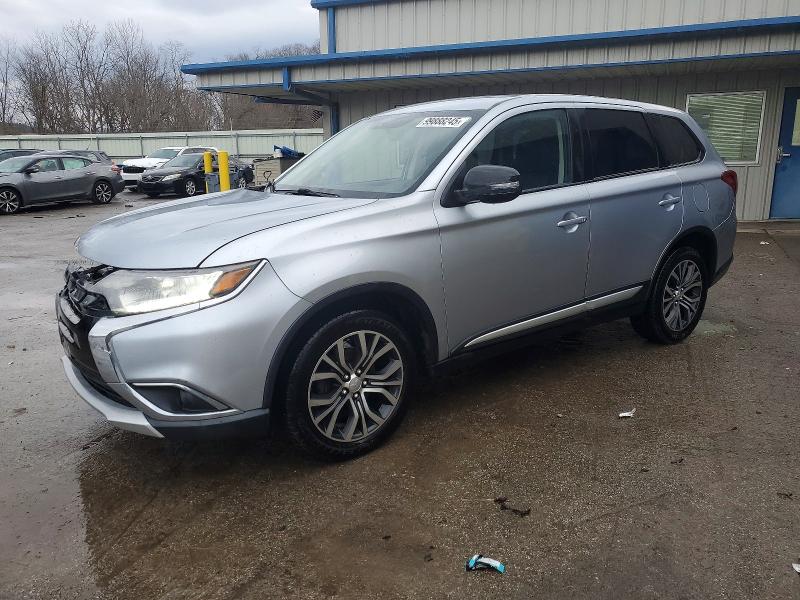 MITSUBISHI OUTLANDER 2017 with VIN JA4AZ3A32HZ026752 - Photo from auction