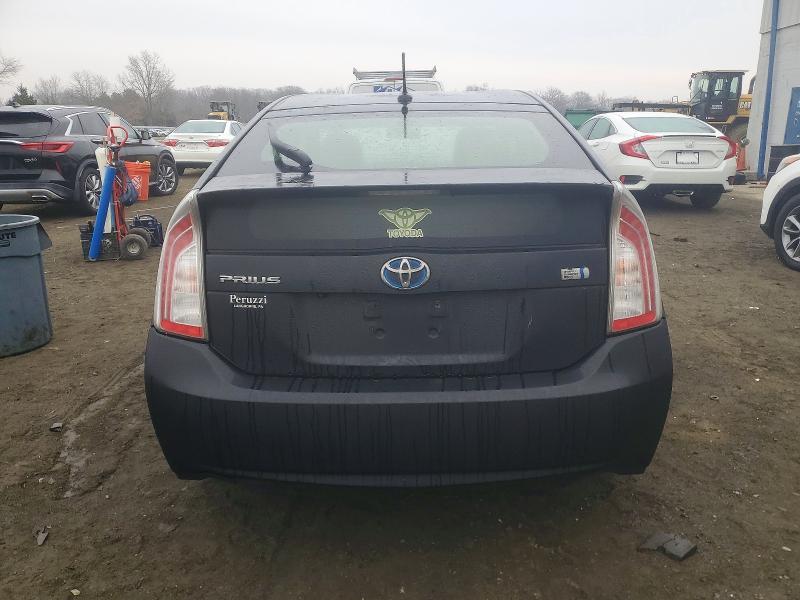 Photo 6 from auction – 2013 TOYOTA PRIUS with VIN JTDKN3DU3D5594259