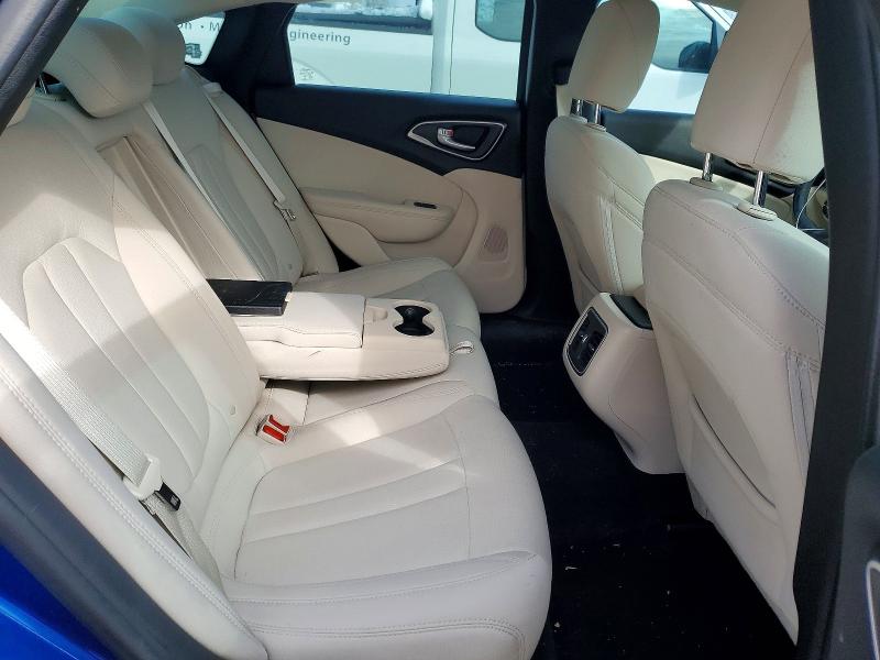 Photo 10 from auction – 2015 CHRYSLER 200 LIMITE with VIN 1C3CCCAB2FN552962