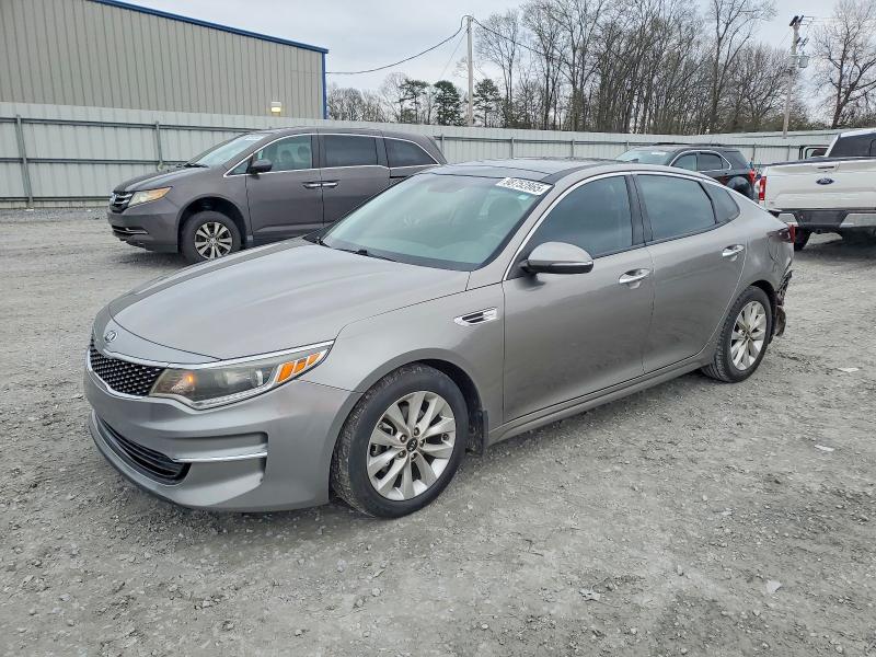 Photo 1 from auction – 2018 KIA OPTIMA EX with VIN 5XXGU4L3XJG247624