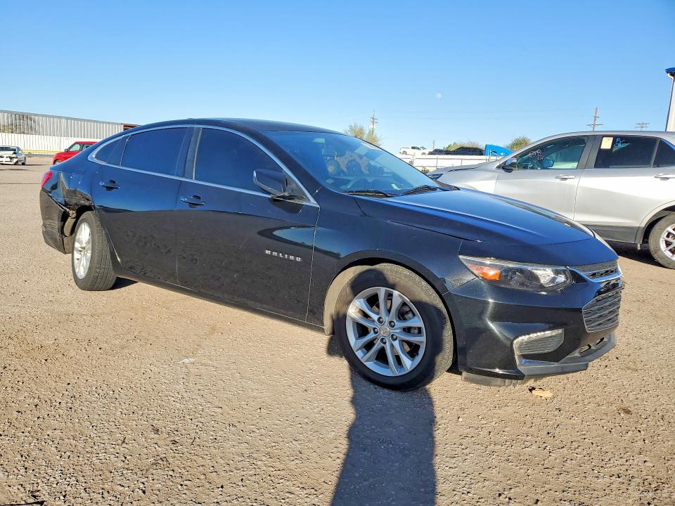 Photo 4 from auction – 2018 CHEVROLET MALIBU with VIN 1G1ZD5ST8JF268043