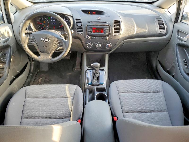 Photo 8 from auction – 2018 KIA FORTE LX with VIN 3KPFK4A76JE206391
