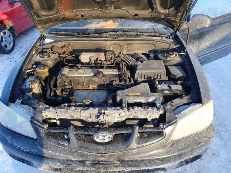 Photo 11 from auction – 2002 HYUNDAI ACCENT GS with VIN KMHCG35C32U183897