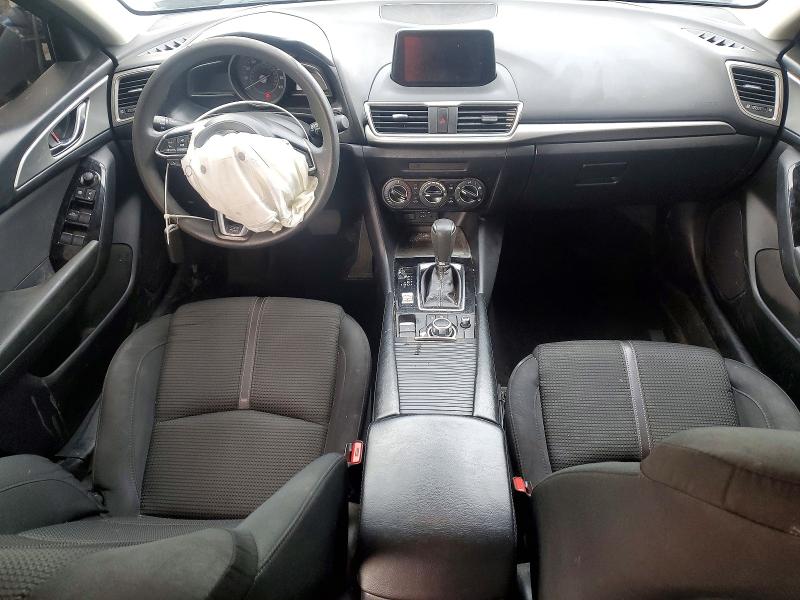 Photo 8 from auction – 2018 MAZDA 3 with VIN 3MZBN1U72JM268213
