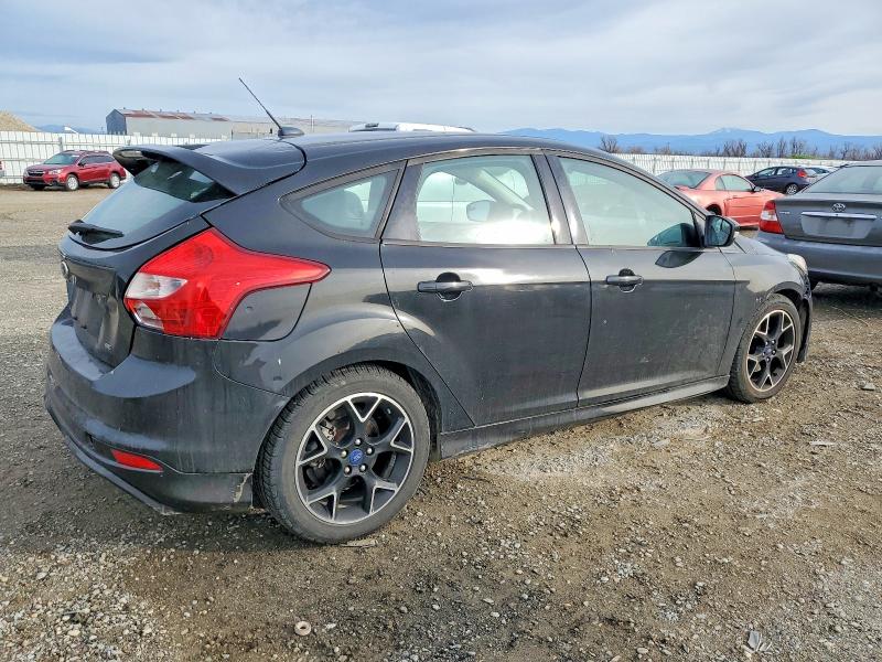 Photo 3 from auction – 2014 FORD FOCUS SE with VIN 1FADP3K27EL375294