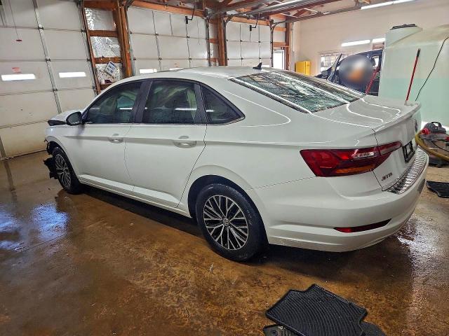Photo 2 from auction – 2019 VOLKSWAGEN JETTA S with VIN 3VWCB7BU0KM235009