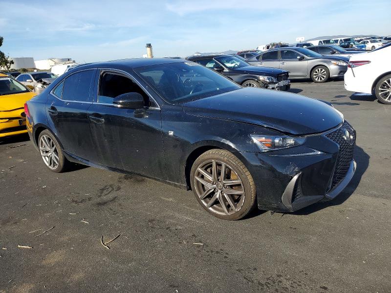 Photo 4 from auction – 2017 LEXUS IS 200T with VIN JTHBA1D28H5040492