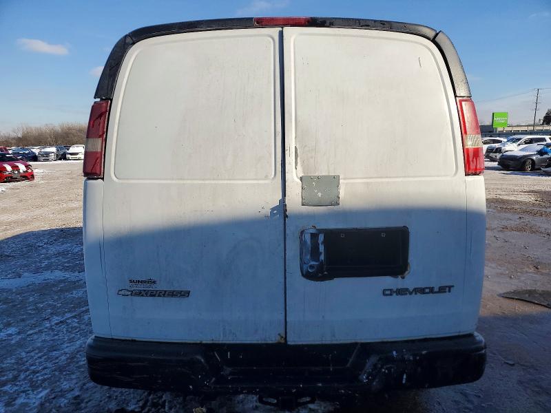 Photo 6 from auction – 2005 CHEVROLET EXPRESS G2500 with VIN 1GCGG29V151114238