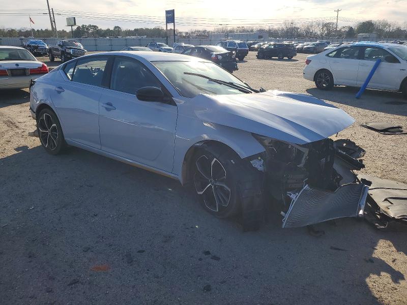 Photo 4 from auction – 2023 NISSAN ALTIMA SR with VIN 1N4BL4CV6PN370080