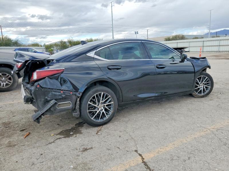 Photo 3 from auction – 2019 LEXUS ES with VIN 58ABZ1B13KU024562