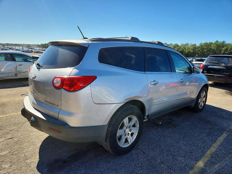 Photo 3 from auction – 2011 CHEVROLET TRAVERSE L with VIN 1GNKRGED6BJ110526