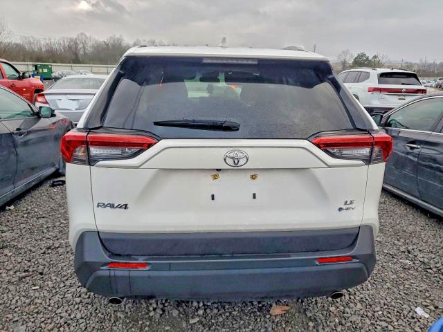Photo 6 from auction – 2025 TOYOTA RAV4 LE with VIN JTMLWRFV1SD292871