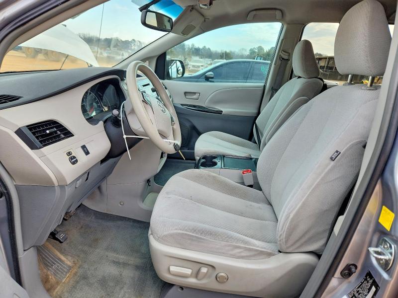 Photo 7 from auction – 2011 TOYOTA SIENNA with VIN 5TDKK3DC1BS114193