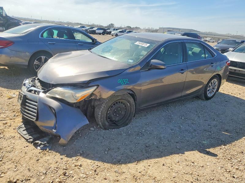 TOYOTA CAMRY LE 2017 with VIN 4T1BF1FK6HU442027 - Photo from auction