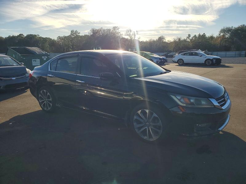 Photo 4 from auction – 2014 HONDA ACCORD with VIN 1HGCR2F57EA232244