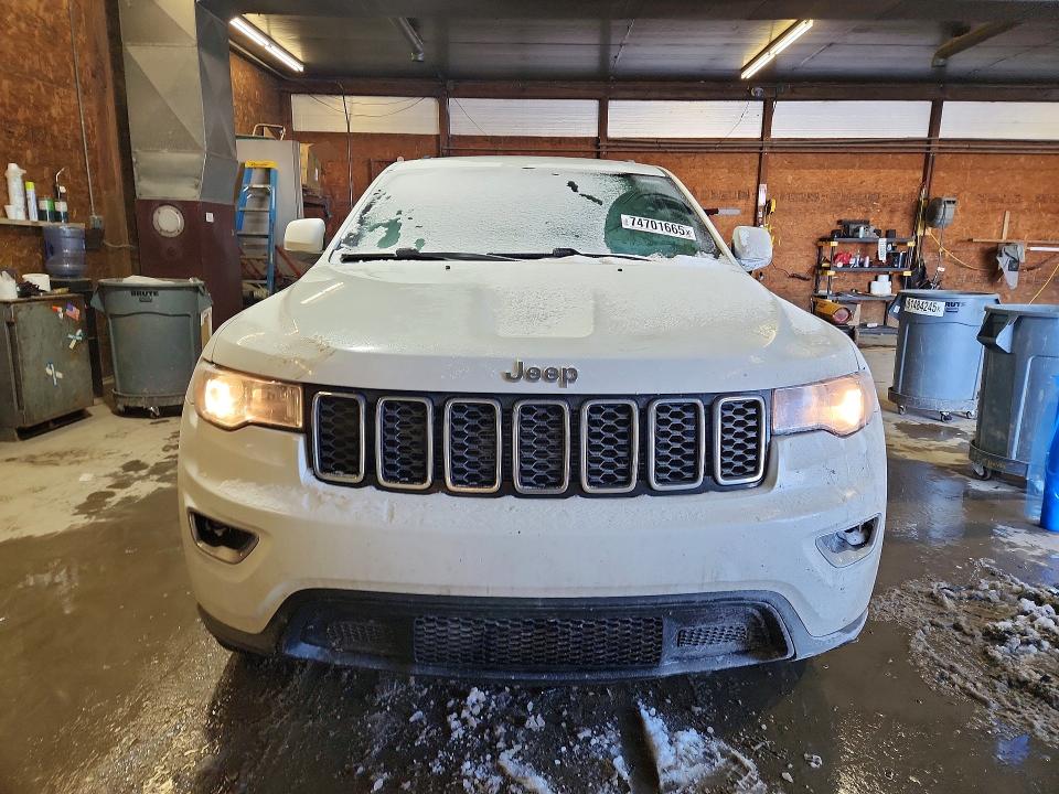 Photo 5 from auction – 2017 JEEP GRAND CHER with VIN 1C4RJFAG7HC816166