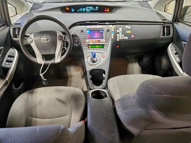 Photo 8 from auction – 2014 TOYOTA PRIUS with VIN JTDKN3DU9E1814710