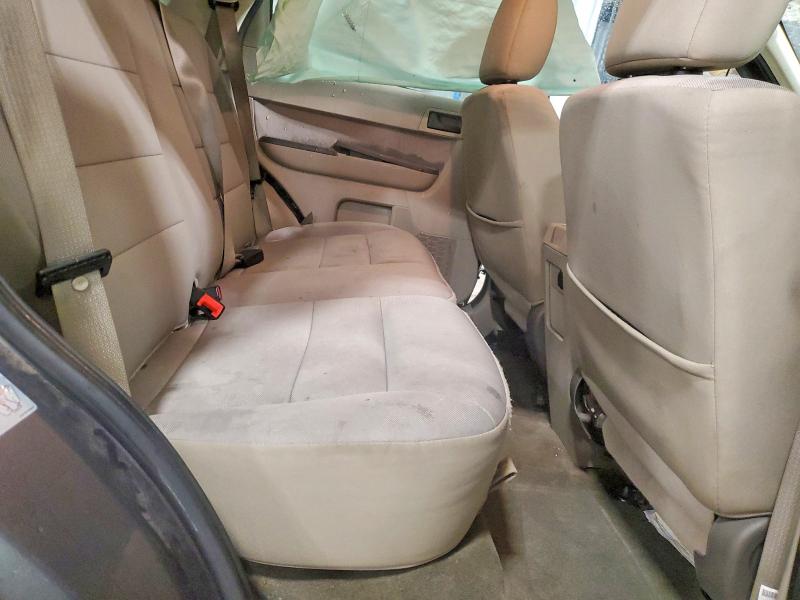 Photo 11 from auction – 2011 FORD ESCAPE XLT with VIN 1FMCU9D70BKC03843